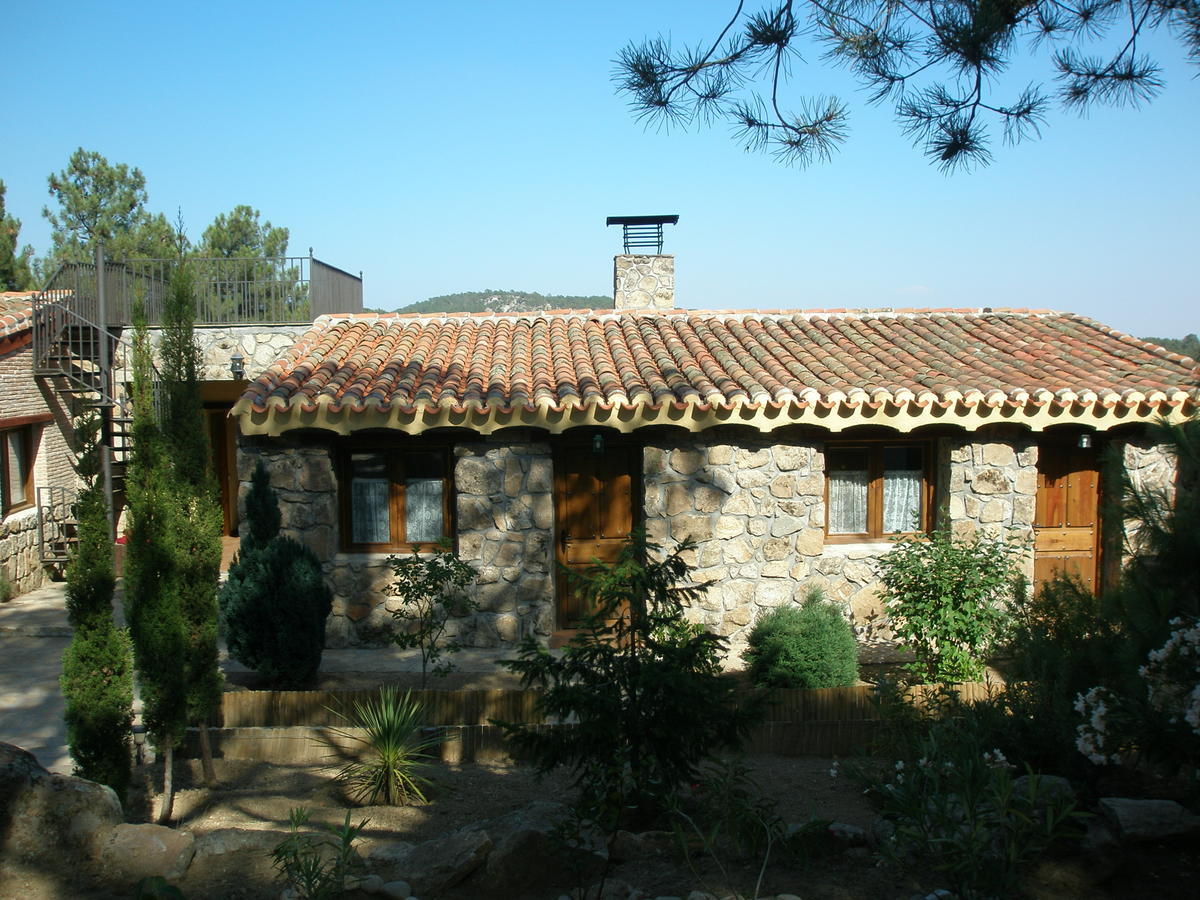 La Quinta De Los Enebrales Hotel El Hoyo de Pinares Exterior photo