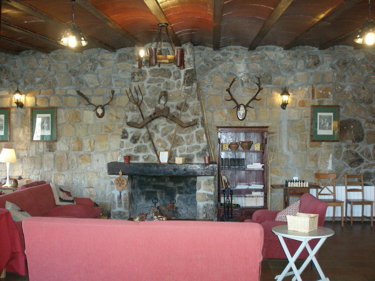 La Quinta De Los Enebrales Hotel El Hoyo de Pinares Exterior photo