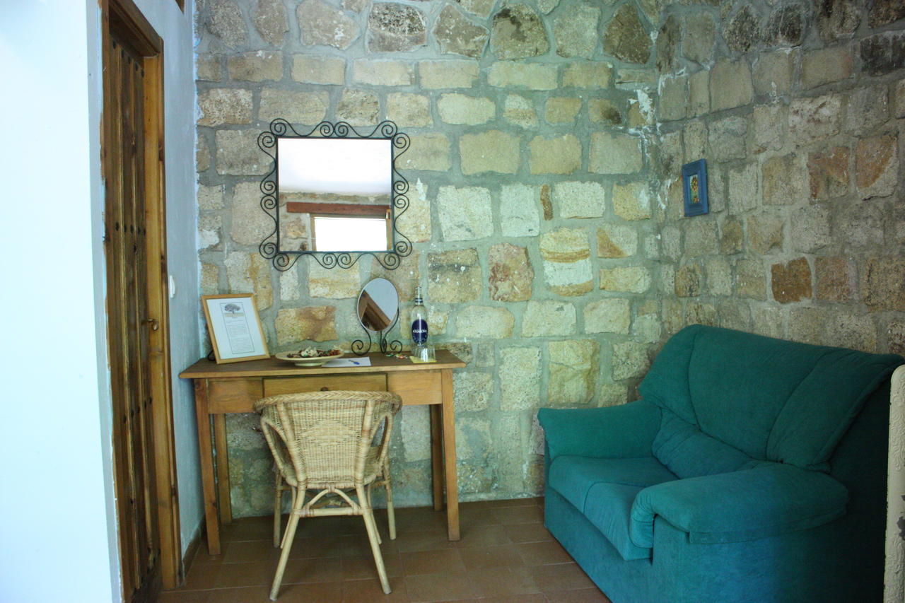 La Quinta De Los Enebrales Hotel El Hoyo de Pinares Room photo